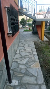 Pavimentazione-in-pietra-di-luserna-3