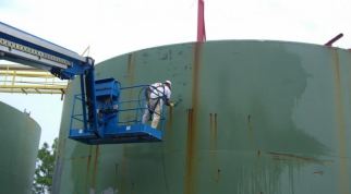 Serbatoi contenenti prodotti chimici e carburanti 05