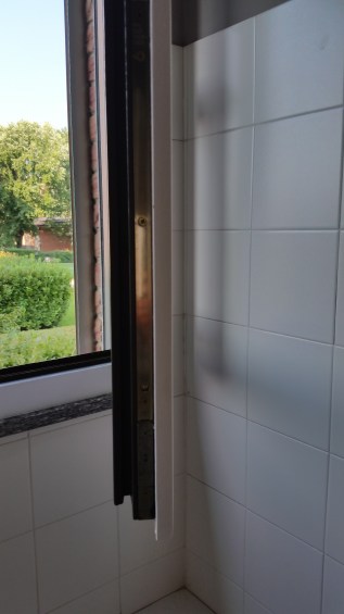  Rinnova le tue finestre  laminato 08 www.ristrutturazionmilano.com.jpg