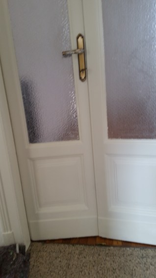 verniciatura porte E Stipiti in legno 03 ristrutturazionmilano.com.jpg