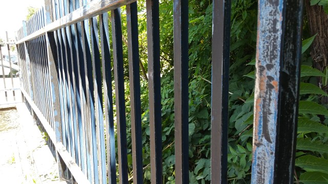 verniciatura recinzioni 03 www.ristrutturazionmilano.com